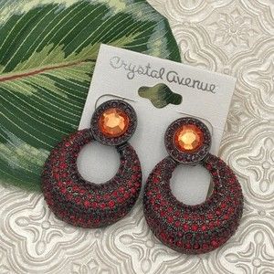 🌼 Red Rhinestone Door Knocker Earrings